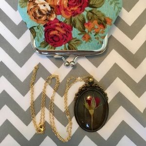 Real red rose glass necklace🌹